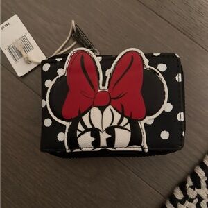 Disney parks Minnie Mouse Black & Red Polka Dot card holder Loungefly